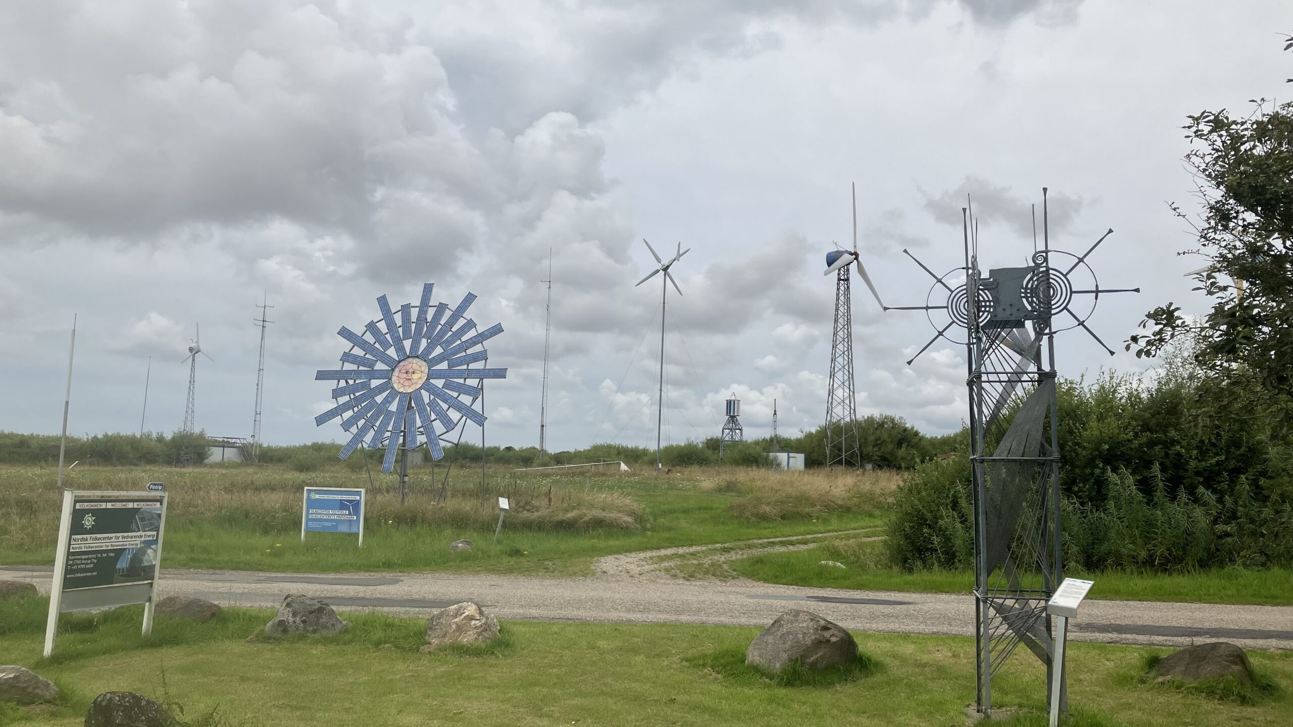 Windräder am Nordic Folkecenter for renewable Energy in Hurup Thy, Dänemark